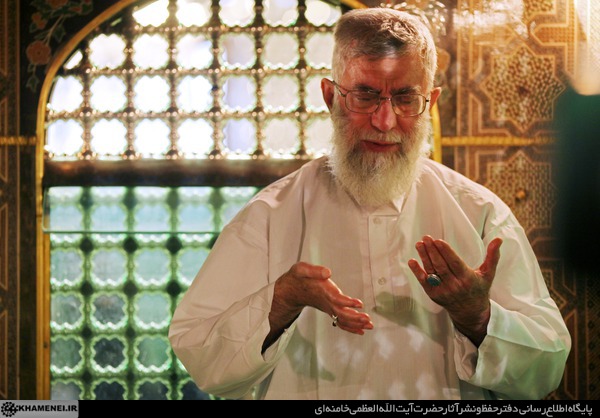 علی خامنهای دومین رهبر ایران